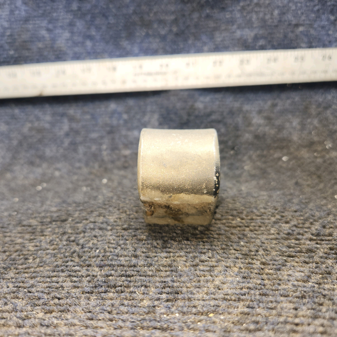Used aircraft parts for sale, 0711102 Cessna 172F Baggage Door Hinge Assembly