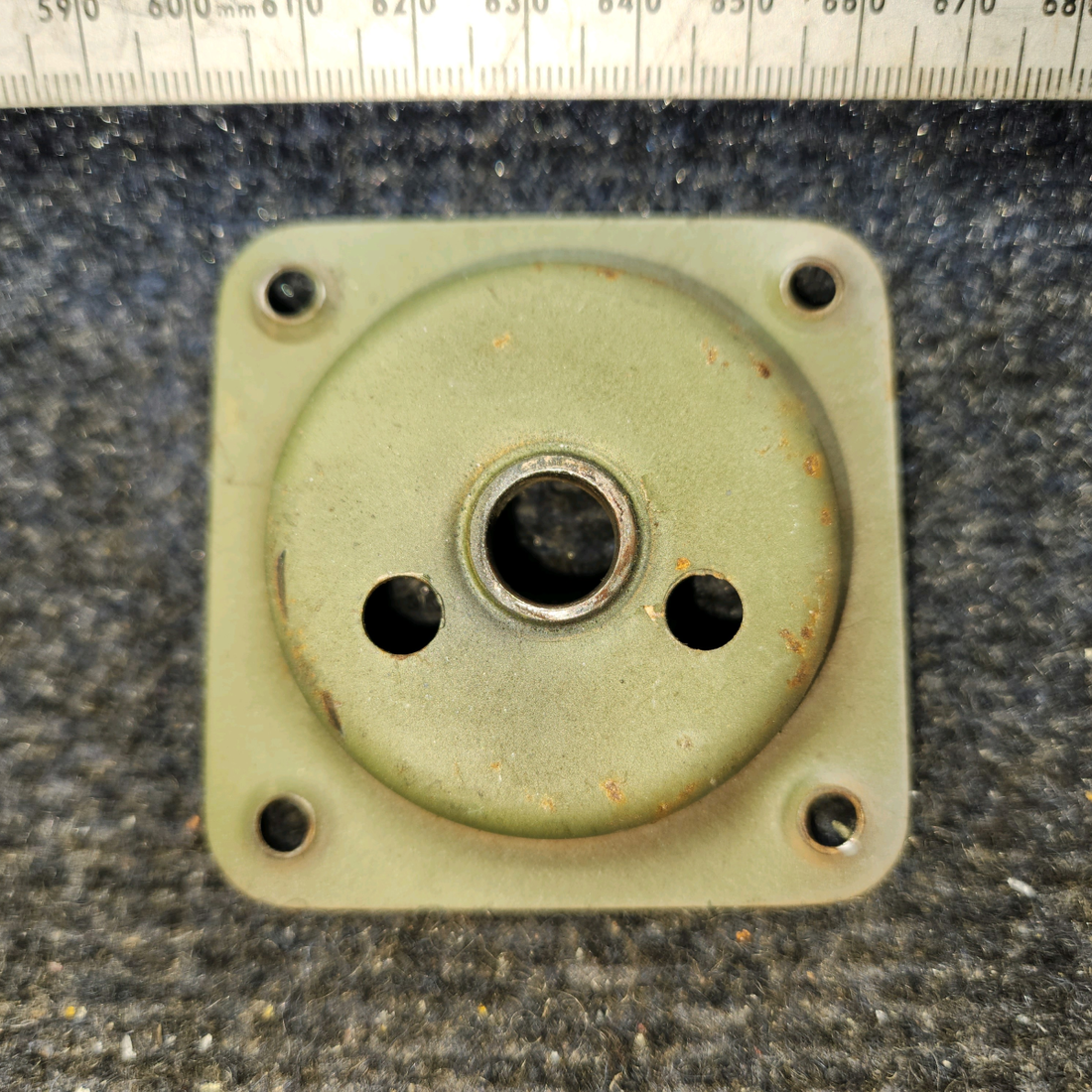 Used aircraft parts for sale, 0413195-3, 0511227-7 Cessna 172E Cabin Door Handle Plate Assembly with Shaft