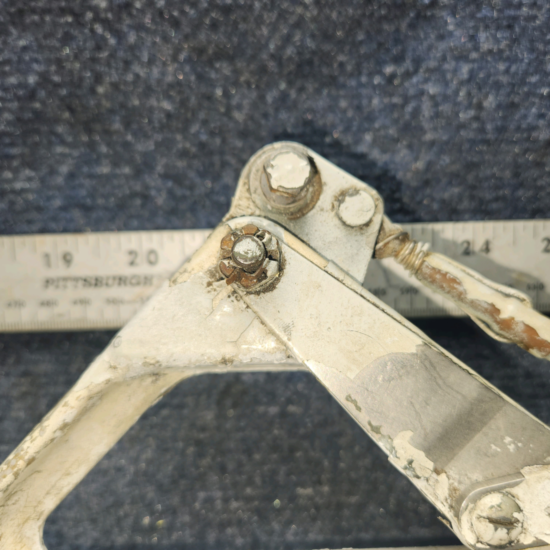 Used aircraft parts for sale, 67025-002 PIPER PA28RT-201 Main Gear Truss Link Assy w/Fitting