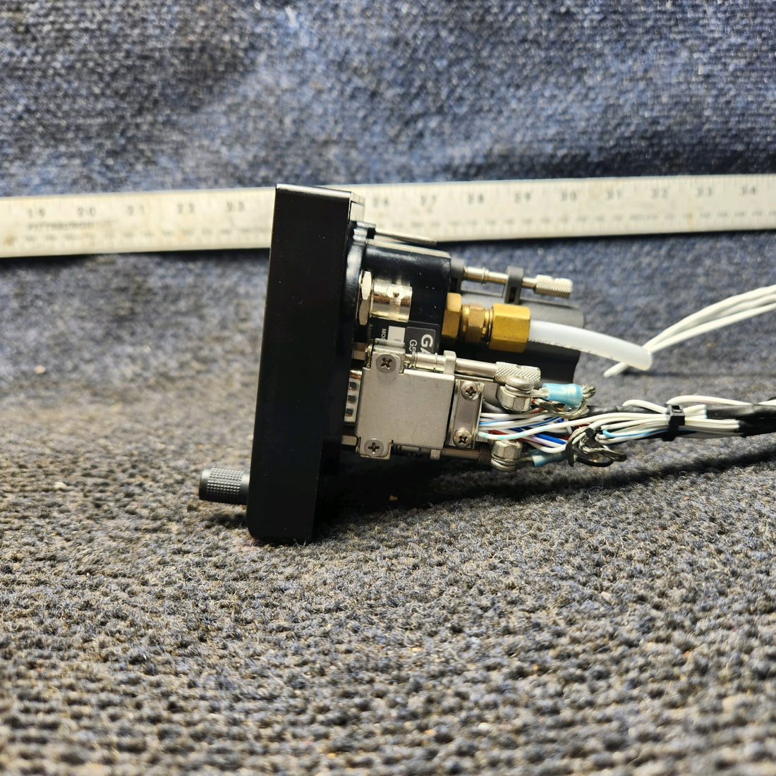 Used aircraft parts for sale, 011-03809-00 Garmin G5 Cessna 172E DG HSI With Back-up Battery GAD-29B Avionics Adapter