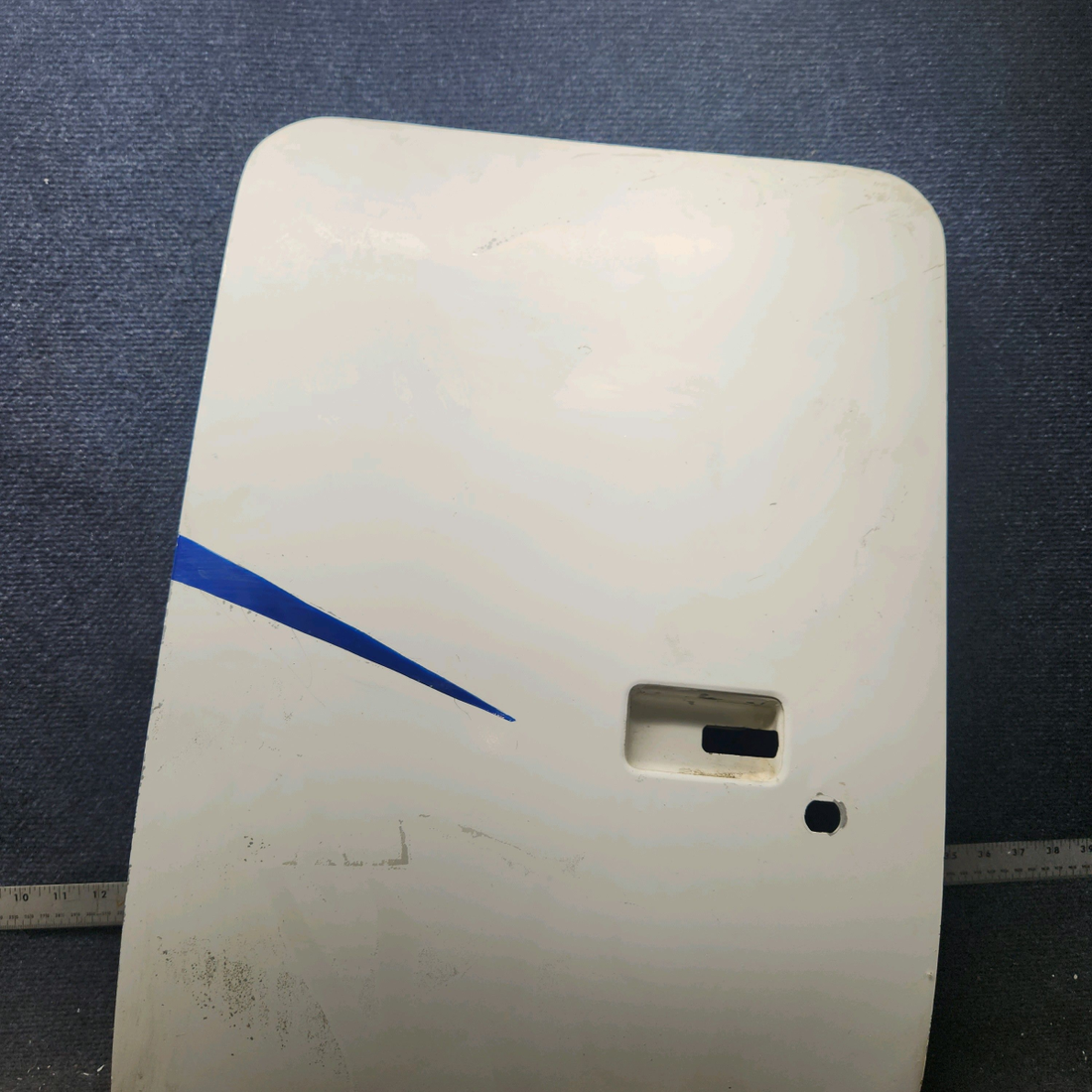 Used aircraft parts for sale, 0717000-19 cessna 172N Baggage Door Assembly
