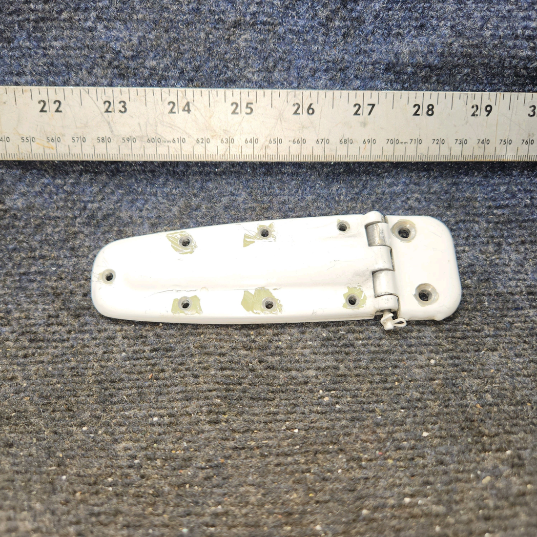 Used aircraft parts for sale, 0711037-18, 0711037-20 Cessna 182G Cabin Door Hinge Assy Lower RH