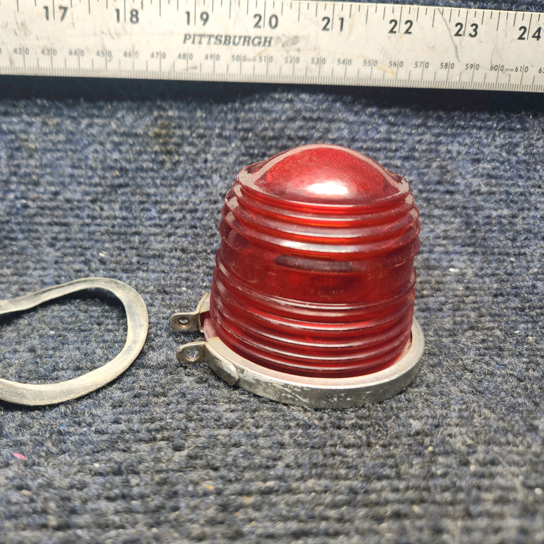Used aircraft parts for sale, C17325 Beechcraft A23A Musketeer Custom III FLASHING BEACON DOME LENS