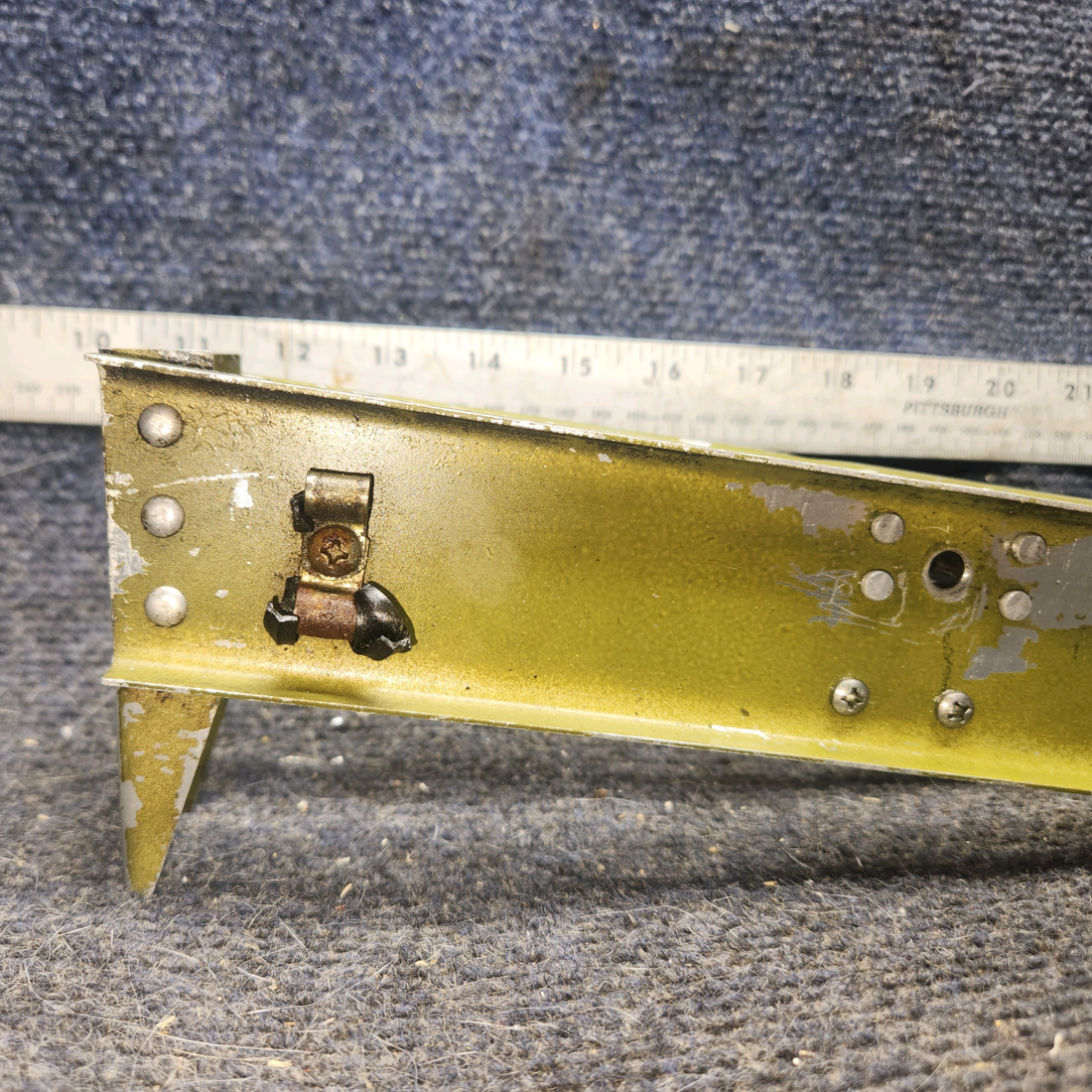 Used aircraft parts for sale, 67139-000, 67138-000,67137-000,63354-000 piper PA-28-181 Forward Brake Support Channel