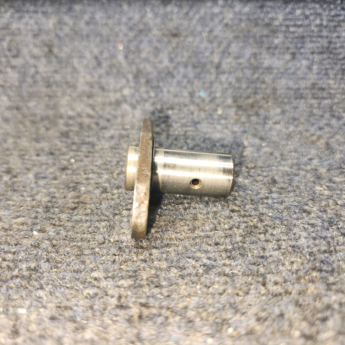 Used aircraft parts for sale, LW-13796 Lycoming O-320 Piper PA28-140 Crankshaft Idler Gear Shaft