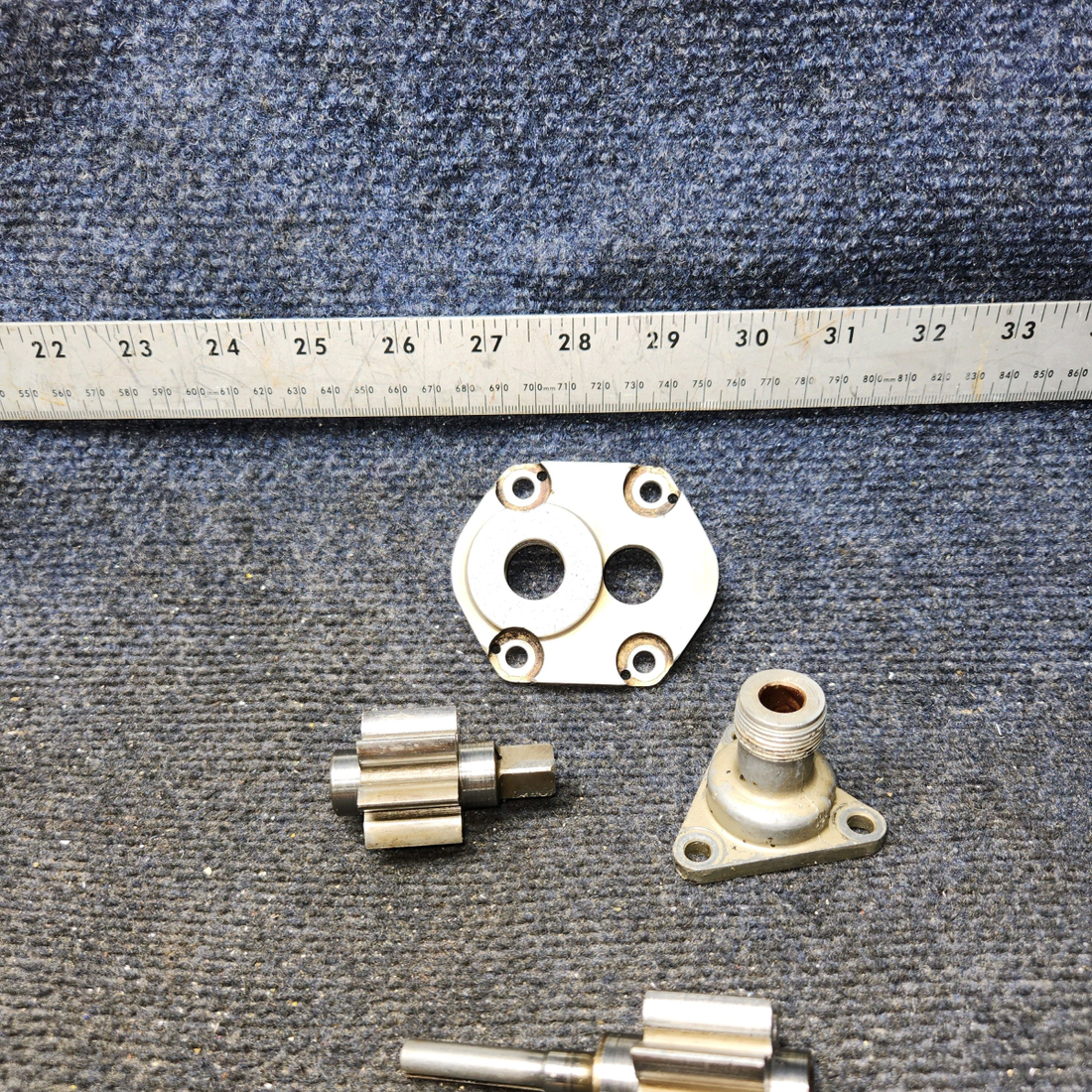 Used aircraft parts for sale, 626088 Continental GO-300 Cessna C175 Oil Pump Gears and Cover