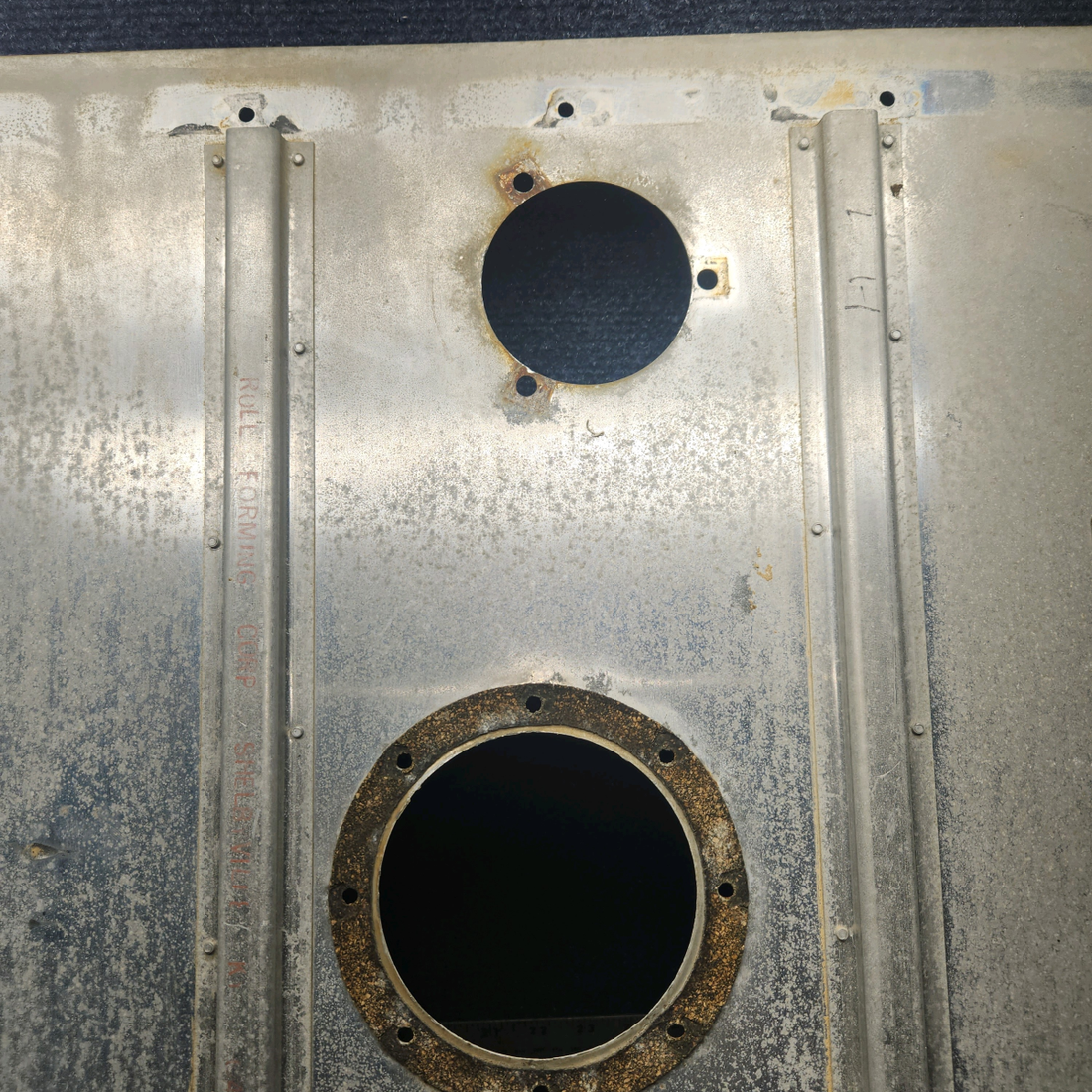Used aircraft parts for sale, 0426511-6 cessna 150G Fuel Tank Cover Assembly - LH