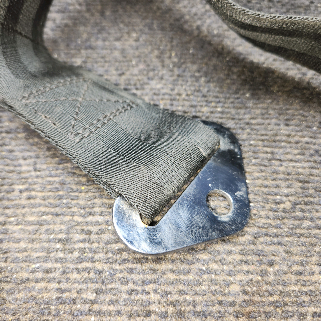 Used aircraft parts for sale, 551-390, 551-374 Aero Fabricators 90-91R60 Piper PA28-161 Safety Belt (Faded Tag)