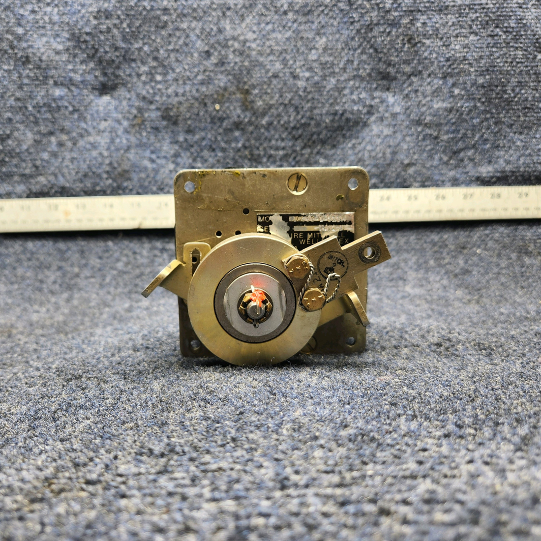 Used aircraft parts for sale, 1C508-1-529P EDO-AIRE Century III MOONEY M20J PITCH SERVO (VOLTS: 14)