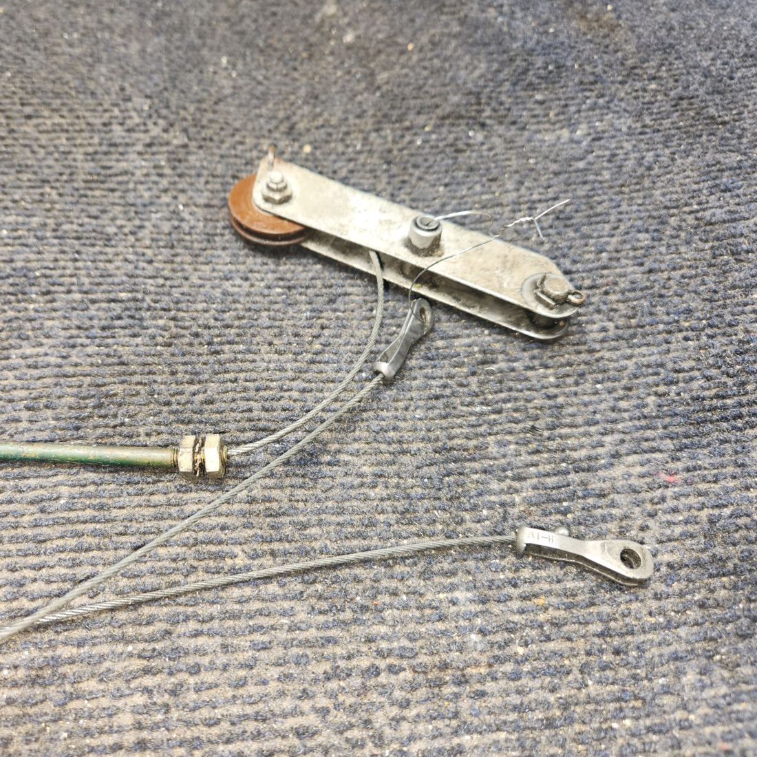 Used aircraft parts for sale, 0813150-55 Cessna 172E Parking Brake Handle Assy