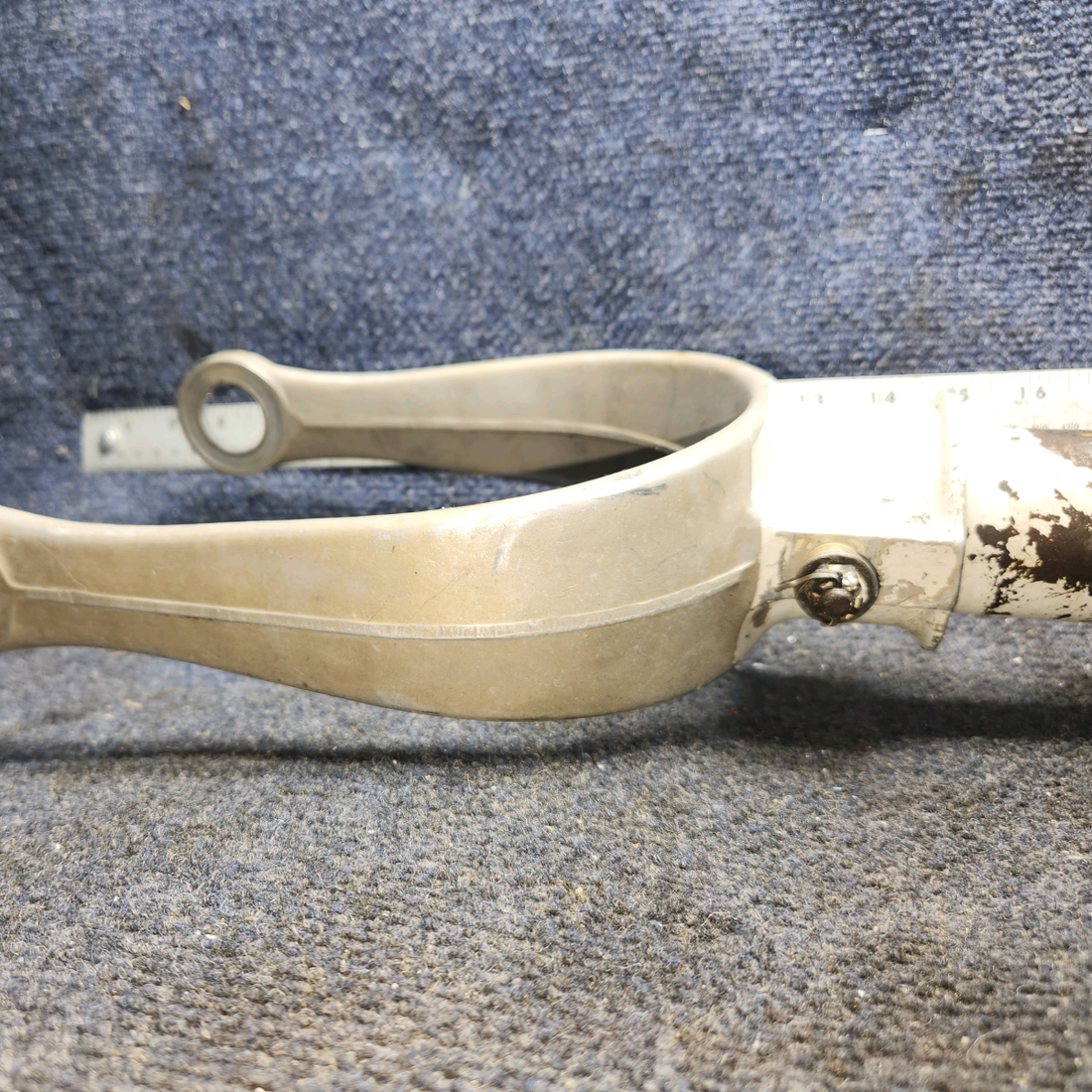Used aircraft parts for sale, 0594300-212 Cessna 172 Nose Landing Gear Strut Tube Shock Assembly