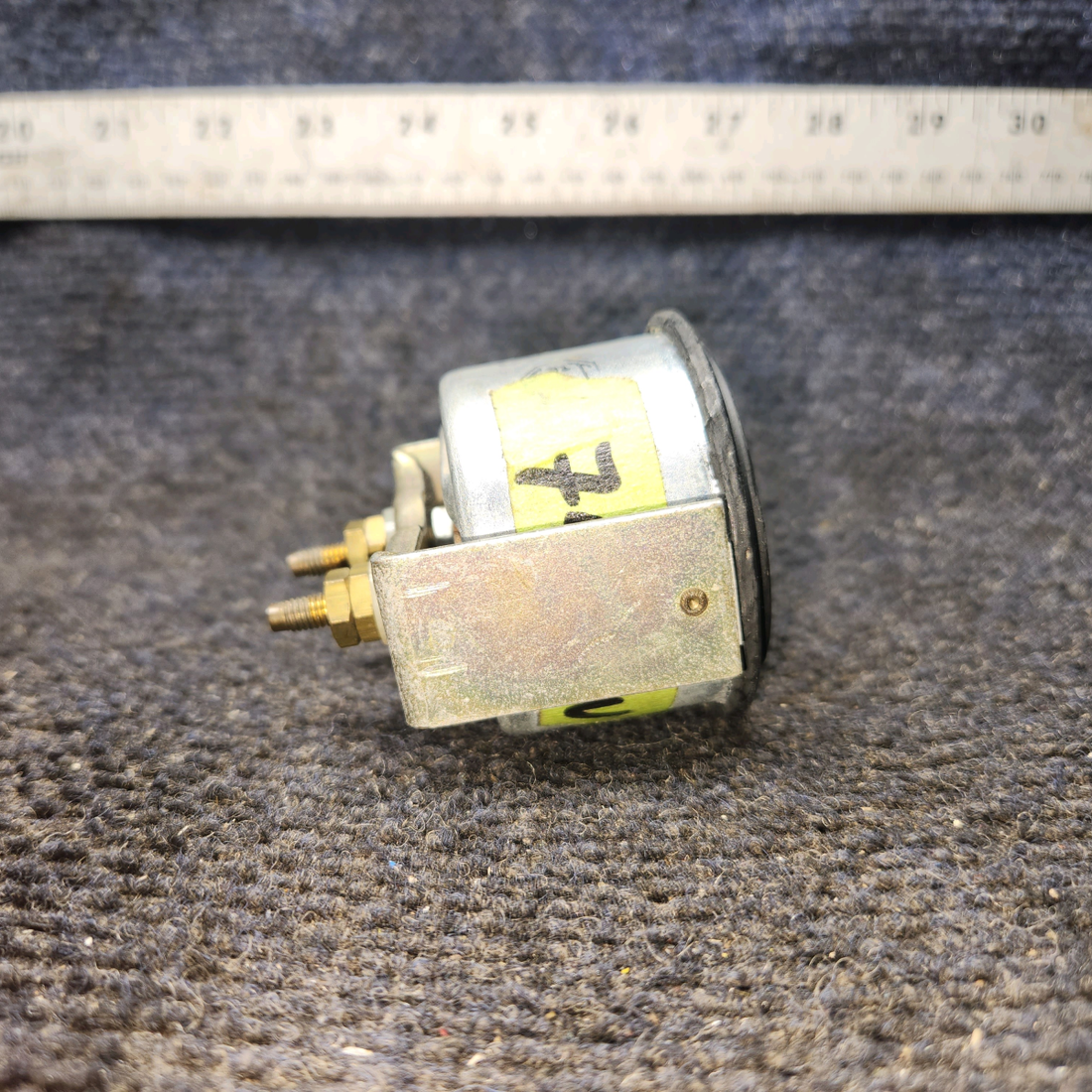 Used aircraft parts for sale, 95-380018 Beechcraft Beechcraft 95-B55 Fuel Quantity Indicator