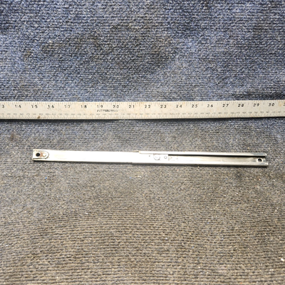 Used aircraft parts for sale, 65727-000 piper PA-28-181 Door Holder Assembly