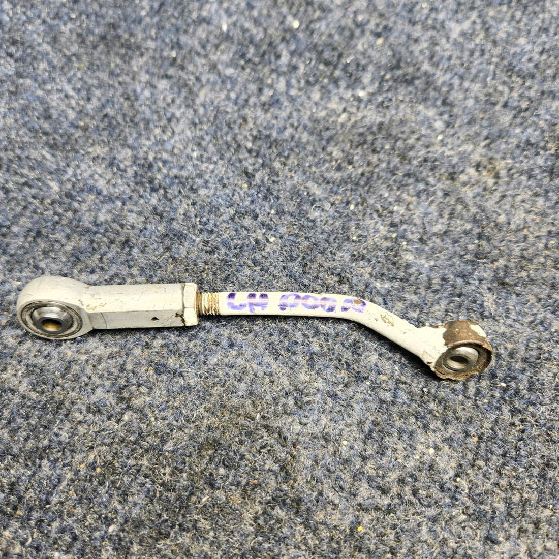 Used aircraft parts for sale, 37722-002 Piper PA32RT-300 MAIN GEAR DOOR ROD ASSY