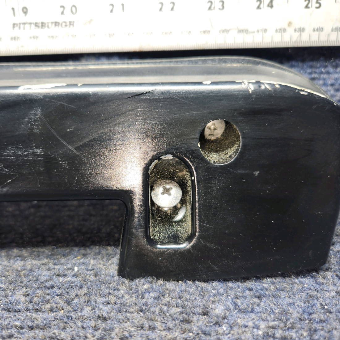Used aircraft parts for sale, 1414082-20 CESSNA 172K ARMREST ASSEMBLY