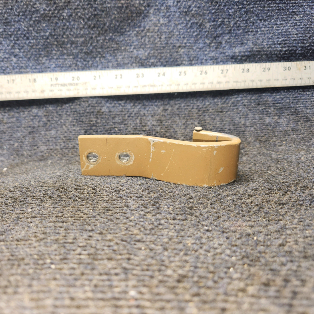 Used aircraft parts for sale, 0711102 Cessna 172E Baggage Door Hinge Assembly
