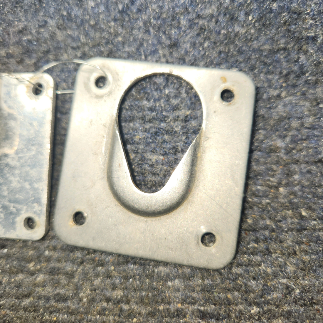 Used aircraft parts for sale, 79781-002 Piper PA32RT-300 Aft Seat Attach Plate Set with Backplate