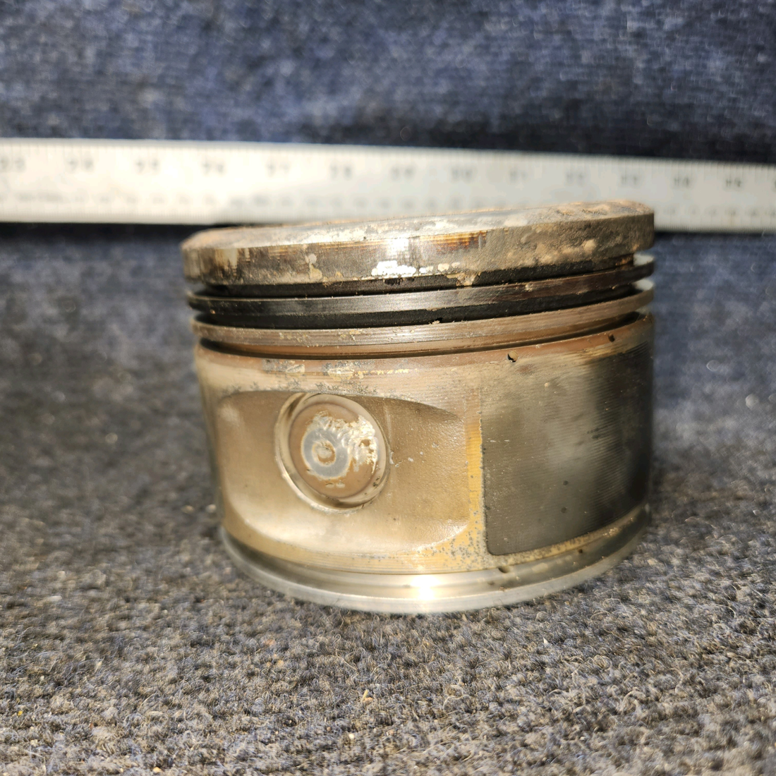 Used aircraft parts for sale, SA10200-A1 Superior O-300 Cessna 172 Cylinder with Valves and Springs