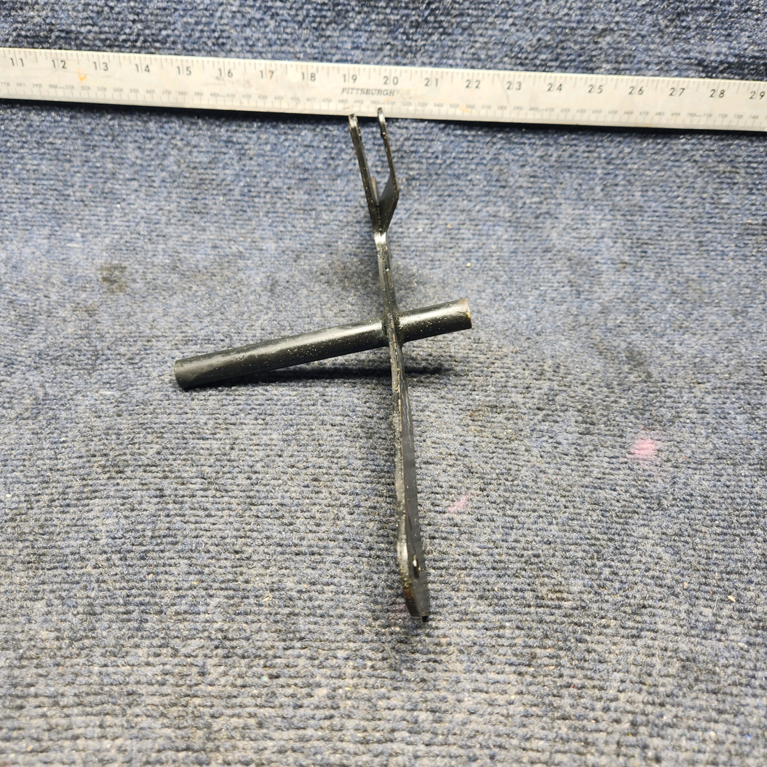 Used aircraft parts for sale, 35135-905 PIPER PA28-161 Warrior III AILERON BELLCRANK ASSY AILERON RH