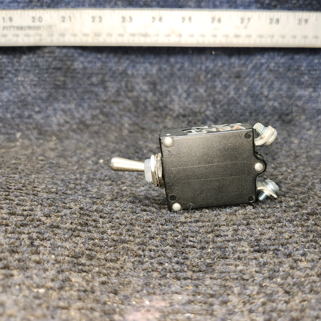 Used aircraft parts for sale, W31X2M1G7.5 Tyco Electronics W31 Series PIPER PA-24-250 Circuit  Breaker - 7.5 Amps