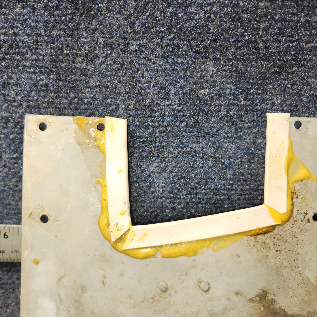 Used aircraft parts for sale, 63339-000 PIPER PA28-140 Plate Assy MLG LH