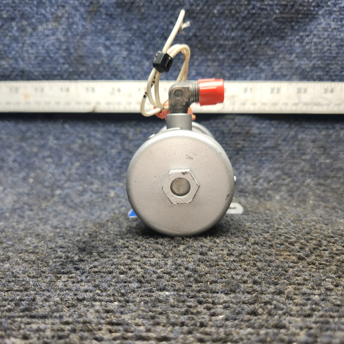 Used aircraft parts for sale, 476-088 Bendix Electronic Fuel Pump 24V