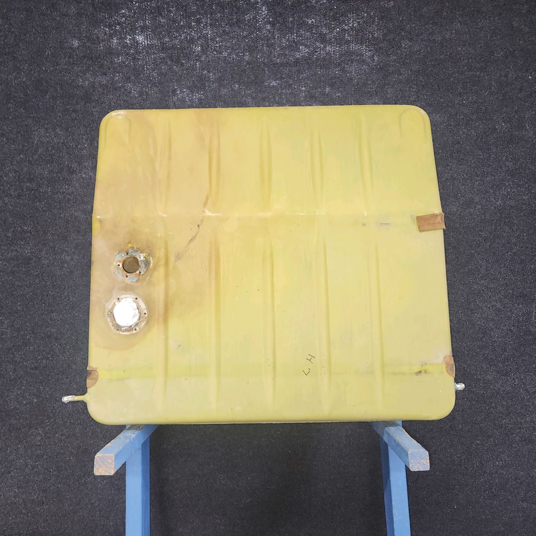 Used aircraft parts for sale, 0526007-201 Cessna 172F LH Main Fuel Tank Assembly