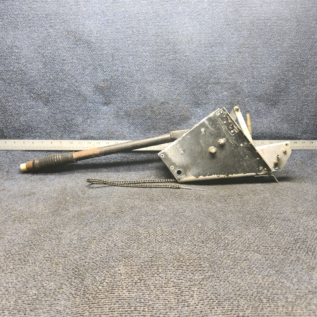 Used aircraft parts for sale, 169-524000-603 Beechcraft C23 SUNDOWNER Flap Control Assembly with Handle