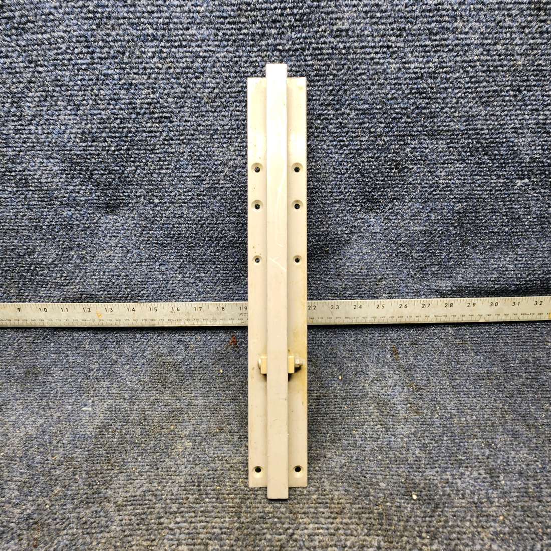 Used aircraft parts for sale, 33-534031-31 Beechcraft F33A SIDE SEAT TRACK / REAR INDBOARD OR OUTBOARD
