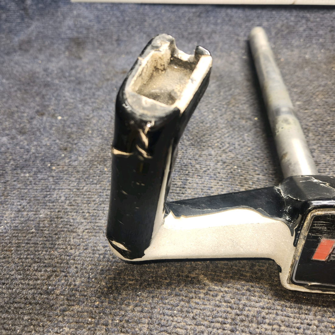 Used aircraft parts for sale, 79276-000 PIPER PA28-140 Wheel Assembly