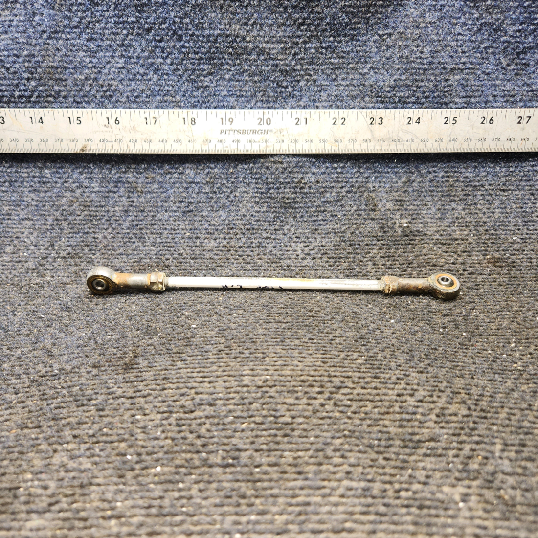 Used aircraft parts for sale, 0523537 cessna 150G Flap Push-Pull Rod Assembly