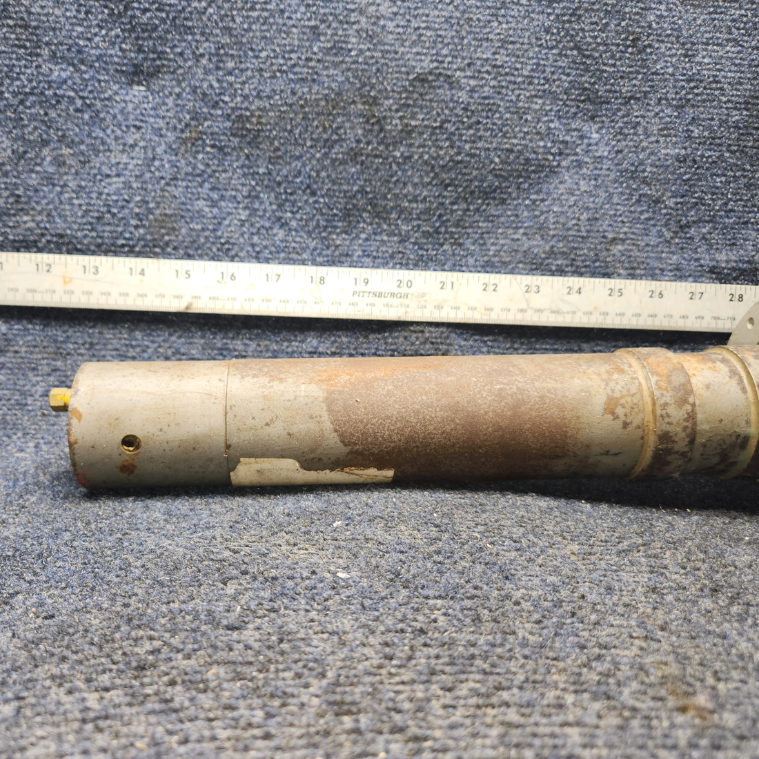 Used aircraft parts for sale, 0743621-200 Cessna 182P Shock Strut Assy-Nose. NO Folk