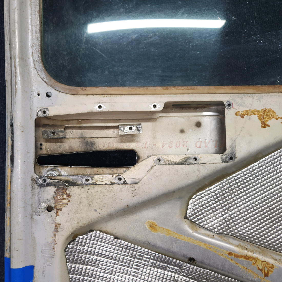 Used aircraft parts for sale, 0710620-207, C711051-7, S1483-2 Cessna 182G Cabin Door Structure with Window LH