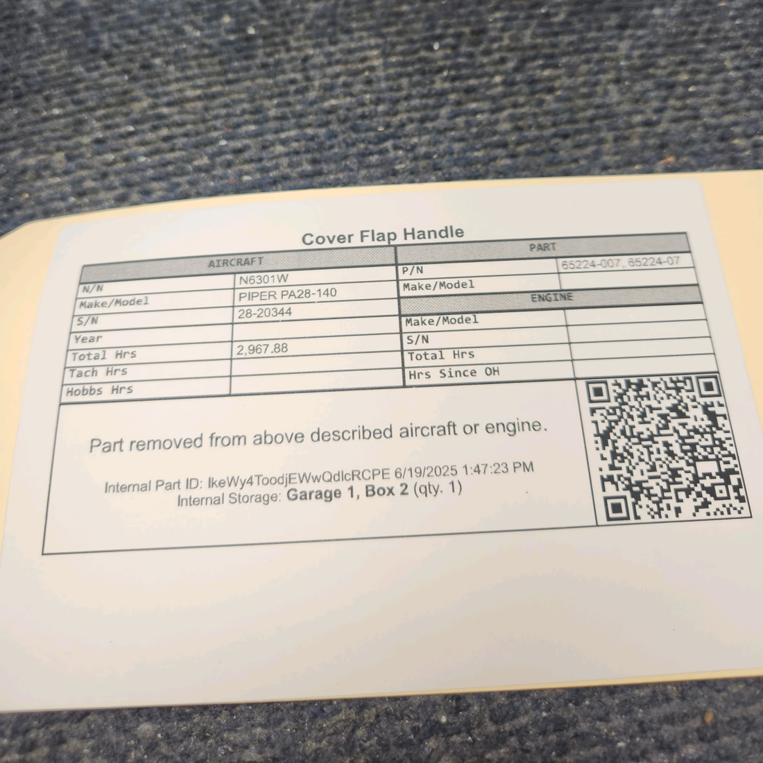 Used aircraft parts for sale, 65224-007 PIPER PA28-140 Cover Flap Handle