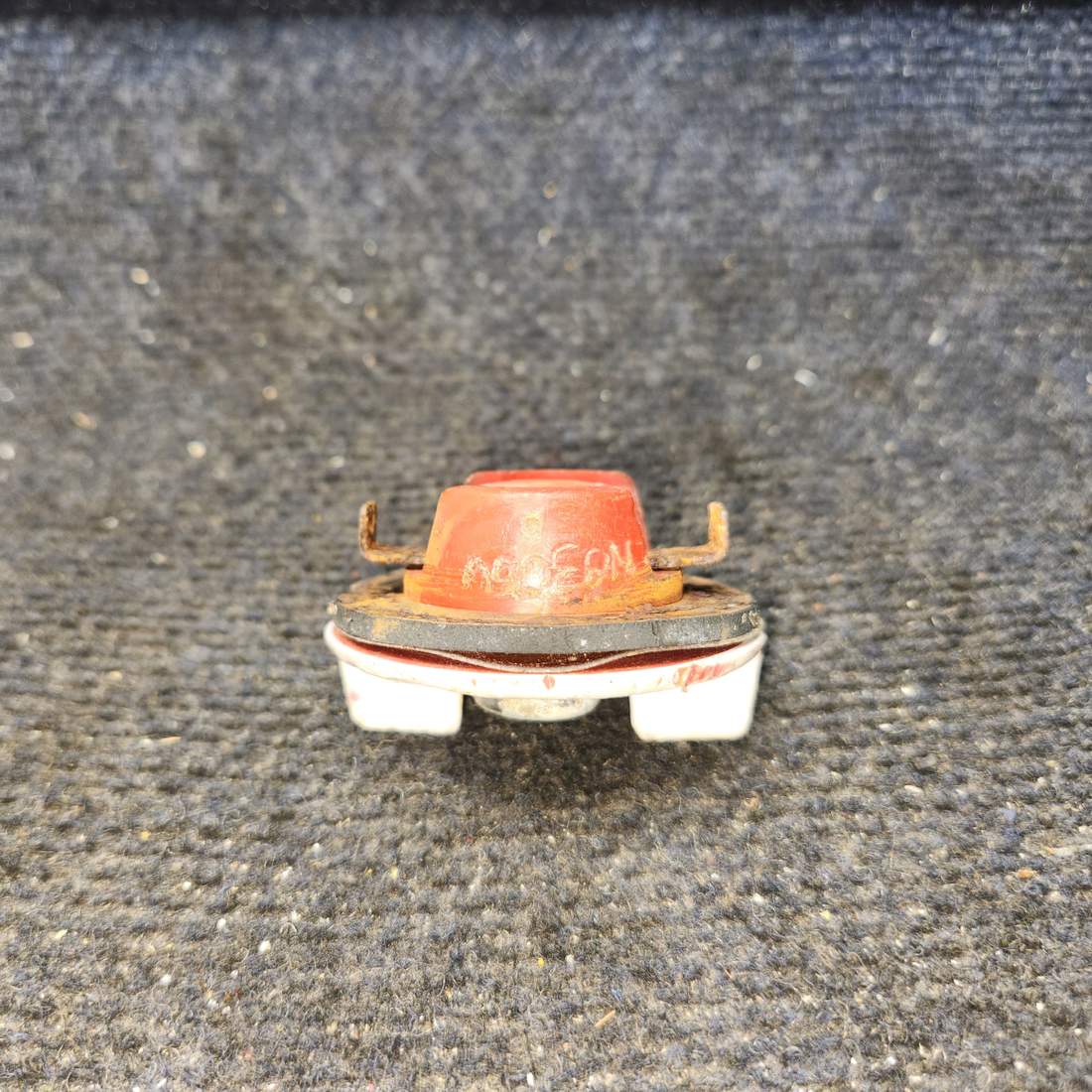 Used aircraft parts for sale, 0311360-4 Cessna 172F Fuel Cap
