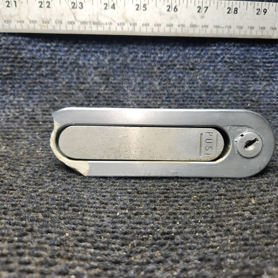 Used aircraft parts for sale, H2532-6 Beechcraft C23 SUNDOWNER Cabin Door Latch Assembly w/Key - RH