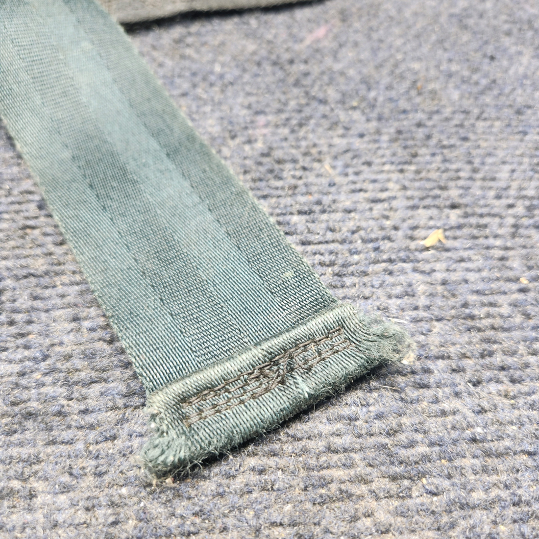 Used aircraft parts for sale, 500576 PIPER PA28-161 Warrior III SEAT BELT ASSY BLACK "SEE PHOTS FOR DETAILS"