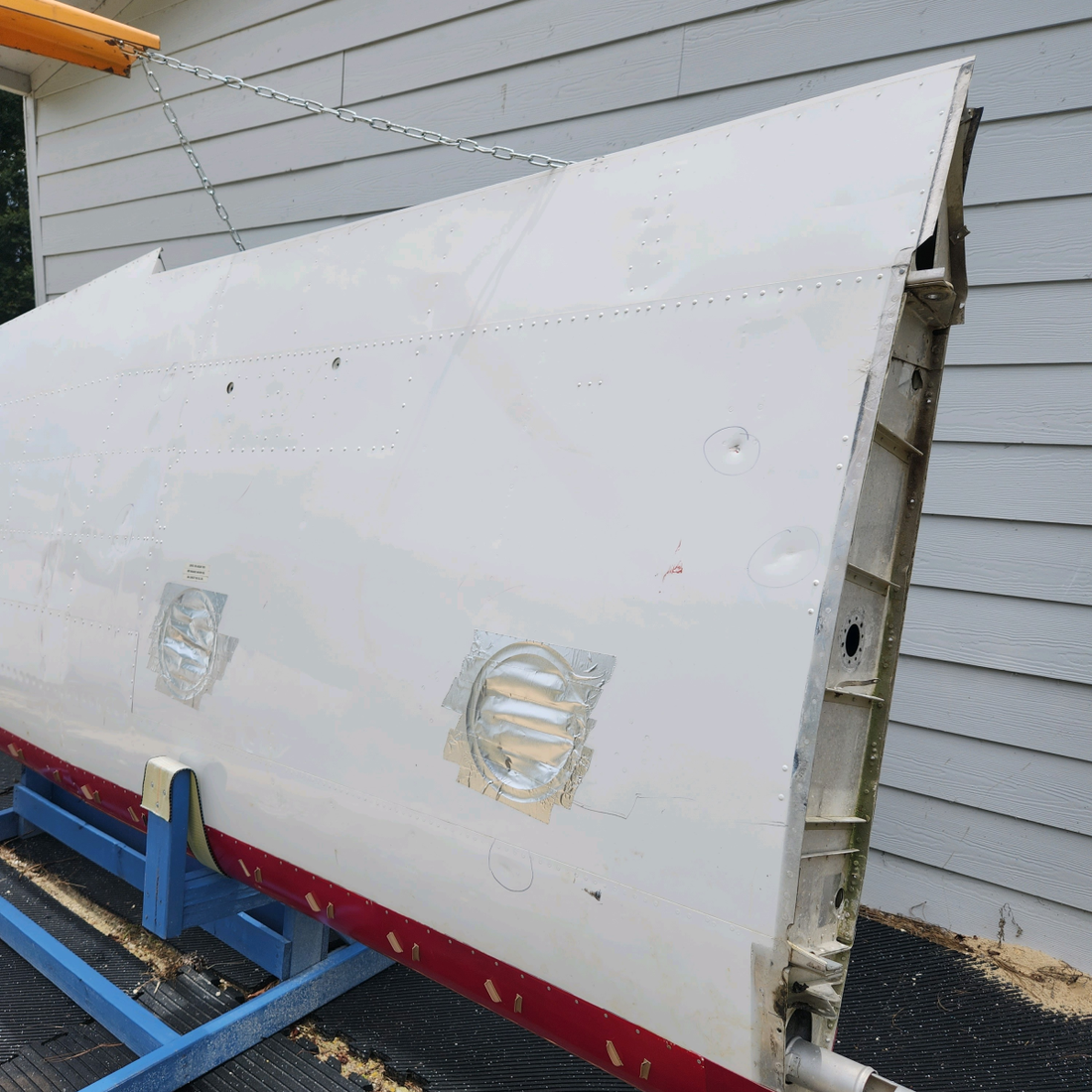 Used aircraft parts for sale, 0722182-4 Cessna year 1971 182P WING STRUCTURE LONG RANGE RH HORTON STOOL KIT INCLUDE LH HORTON STOOL KIT