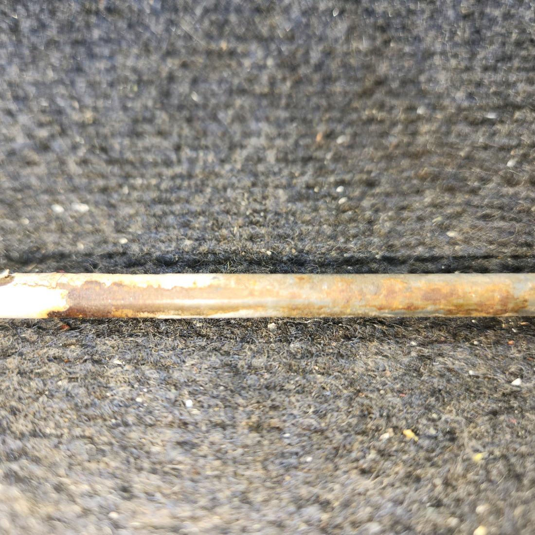 Used aircraft parts for sale, 0523218 Cessna 182G Aileron Push Pull Rod Assembly