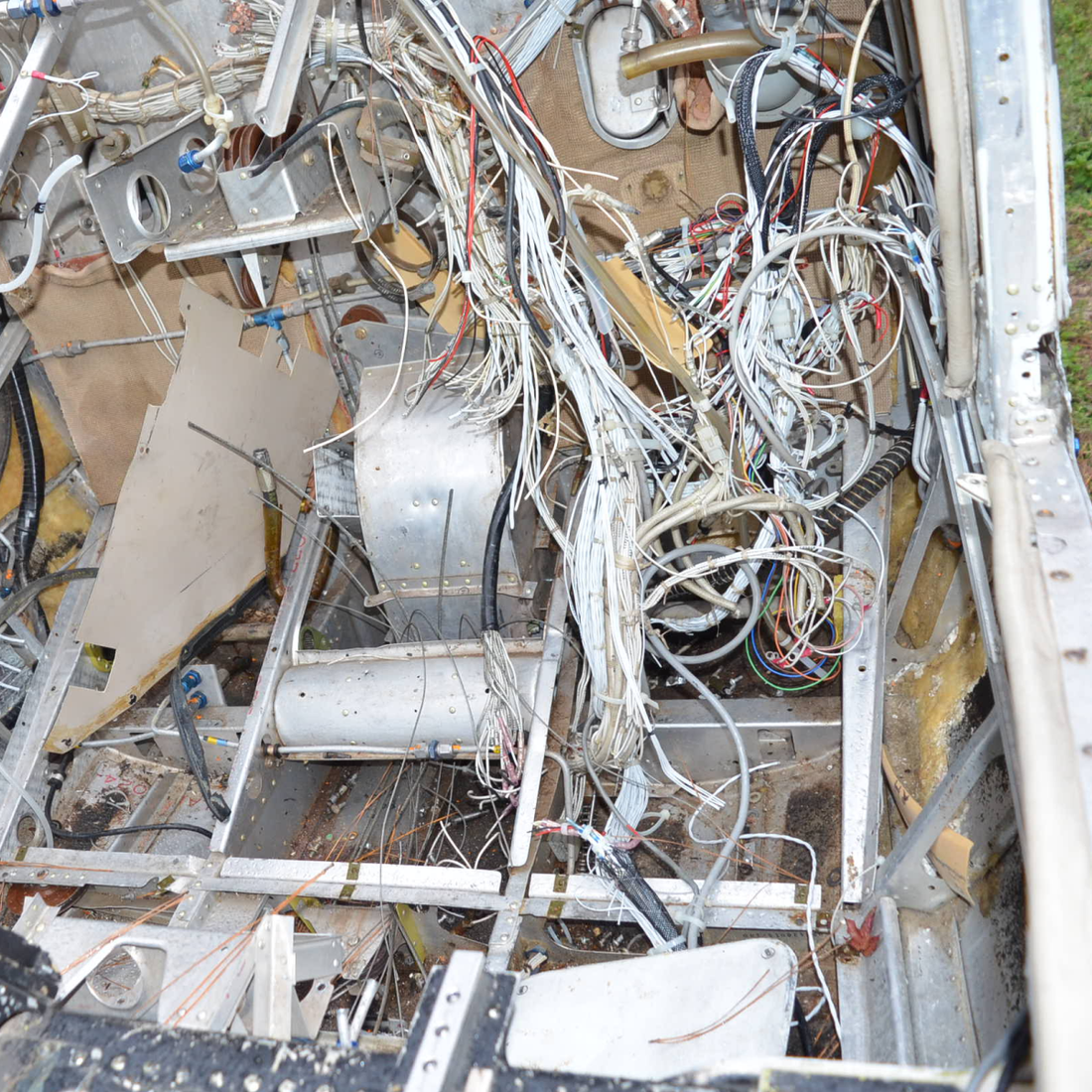 Used aircraft parts for sale, 95-B55 Baron BEECHCRAFT 95-55B FUSELAGE WITH BELLY LANDING, DAMAGE NOSE