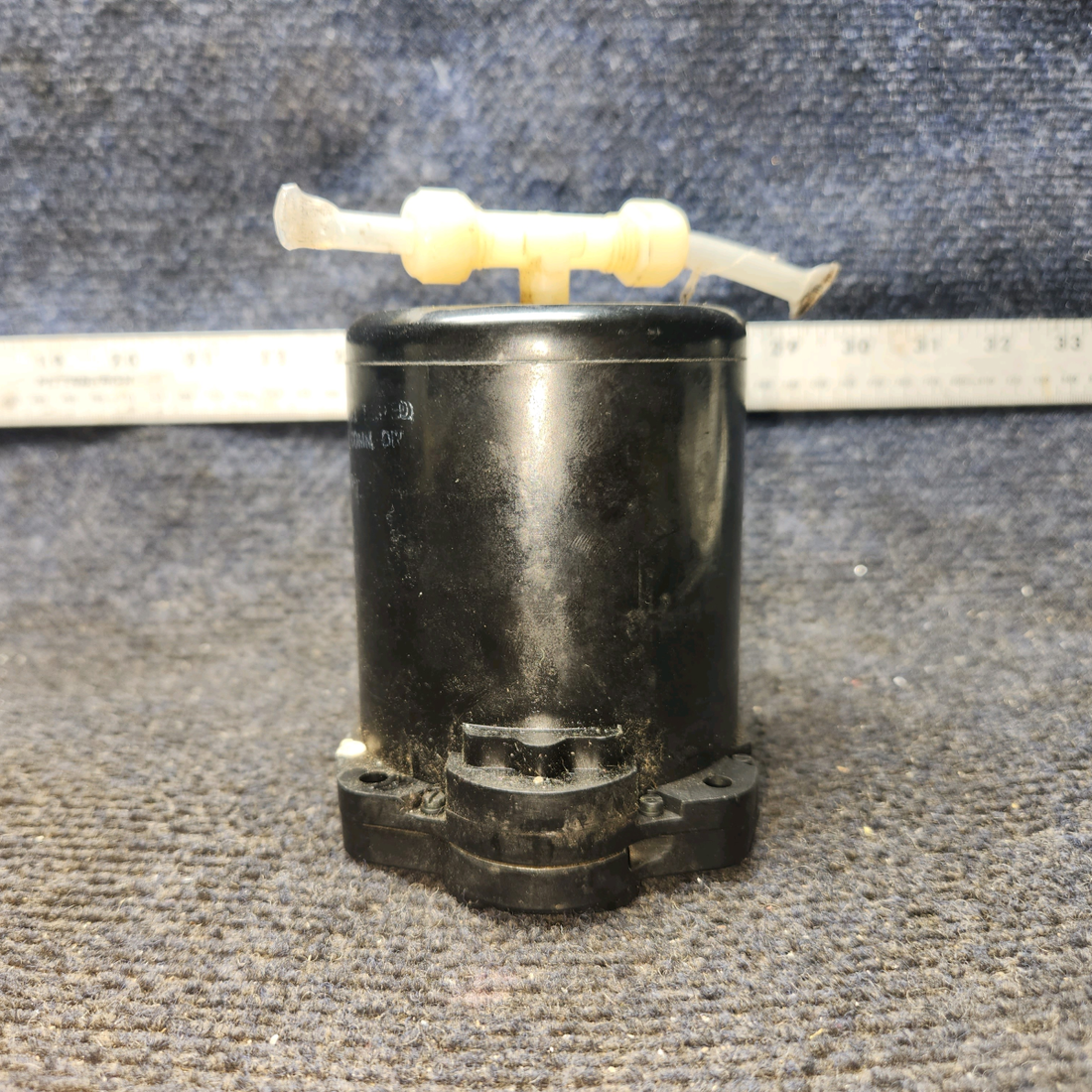 Used aircraft parts for sale, S1392N1 Cessna 182G Vertical Speed Indicator