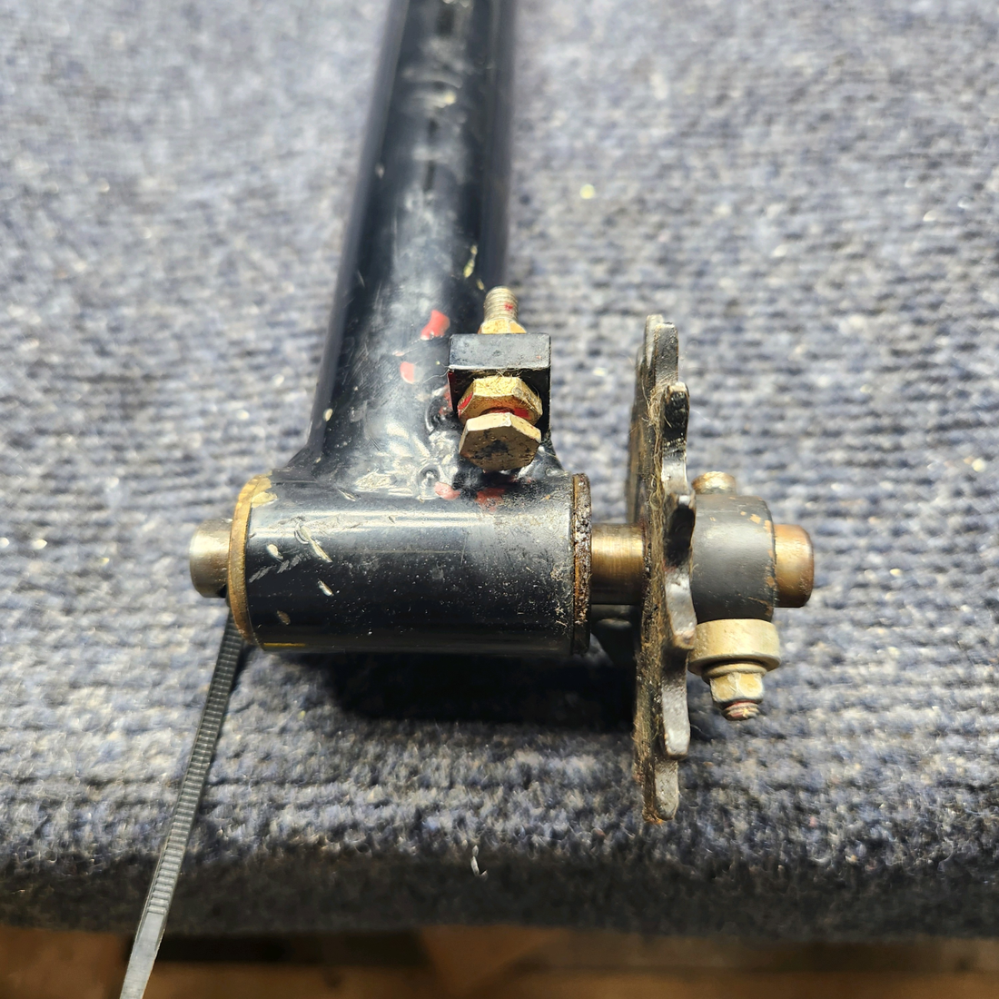 Used aircraft parts for sale, 62703-033 PIPER PA28-161 Warrior III TEE BAR CONTROL COLUMN