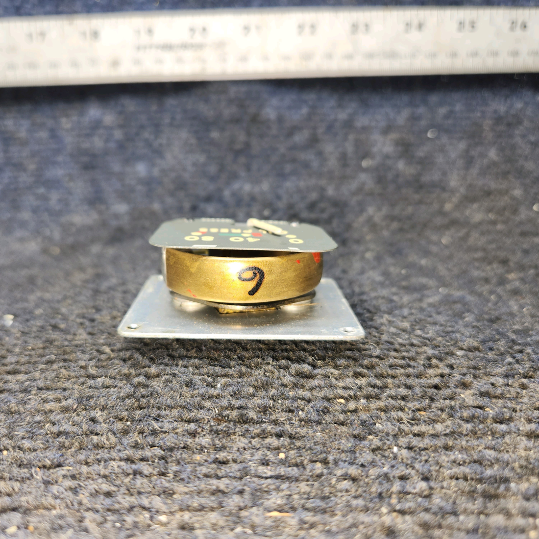 Used aircraft parts for sale, 1508199 Continental Oil Press Indicator