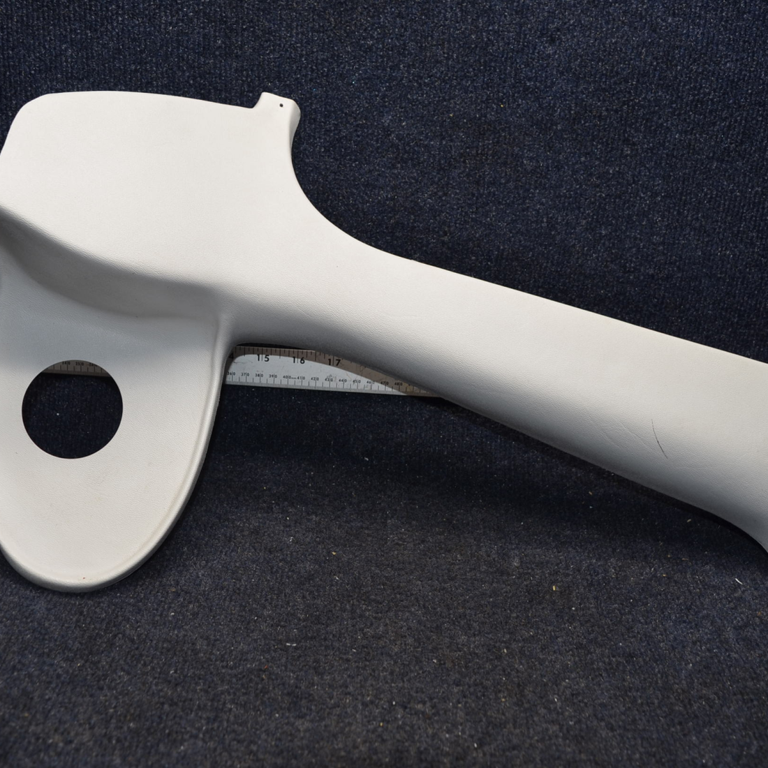 Used aircraft parts for sale, 0515026-20 Cessna 172RG DOOR POST TRIM RH