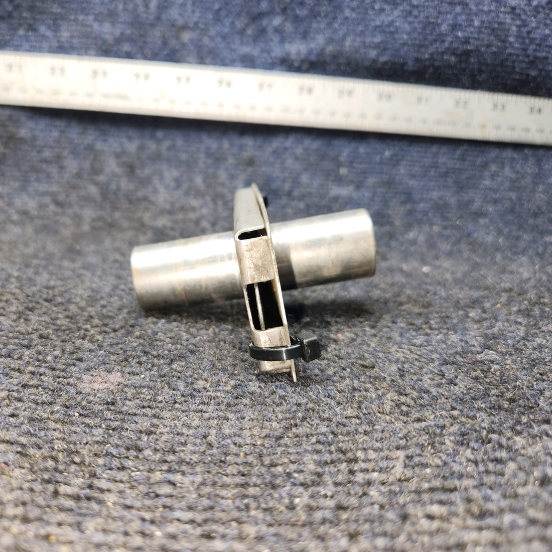 Used aircraft parts for sale, 69274-000, 69273-000 Piper PA28-161 Plate & Housing Defroster Valve