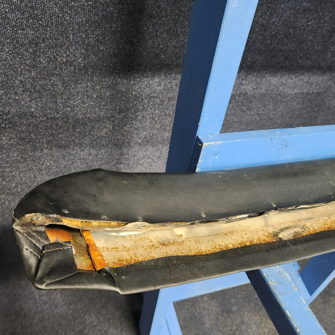 Used aircraft parts for sale, 78109-000 Piper PA32RT-300 GLARESHIELD ASSEMBLY