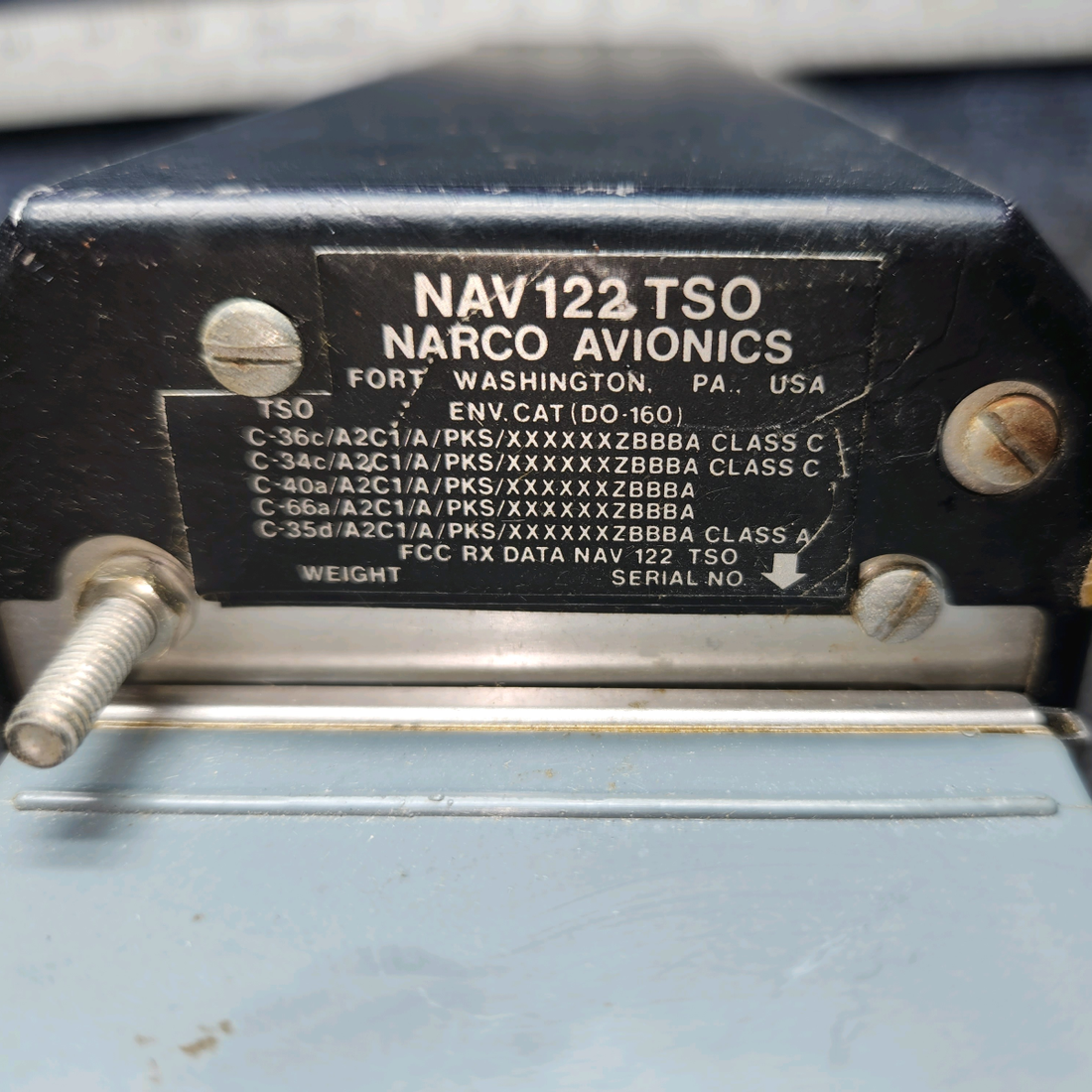 Used aircraft parts for sale, NAV-122 TSO Narco Beechcraft 35-33 Glideslope Indicator with Nav Receiver 14 V
