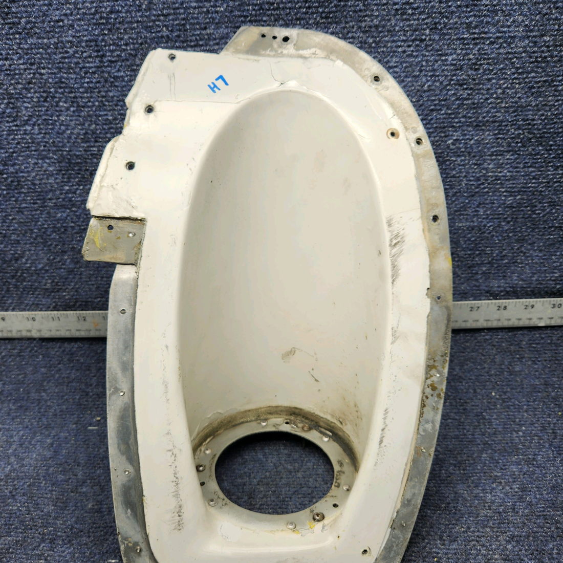Used aircraft parts for sale, 2452006-21 CESSNA C172RG LANDING LIGHT HOUSING ASSEMBLY LH