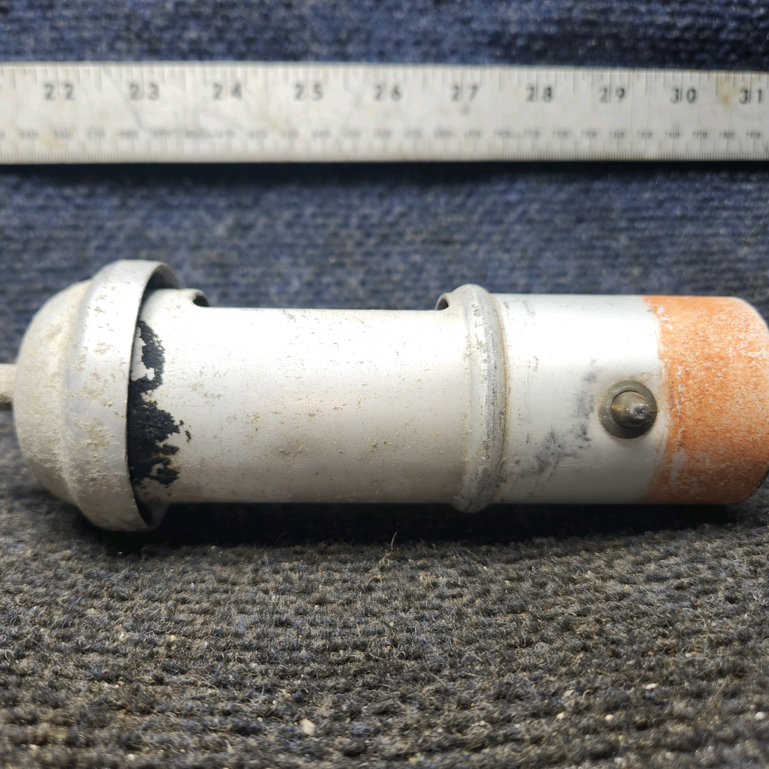 Used aircraft parts for sale, 0413163-18 Cessna 172F Outlet Assy with cap