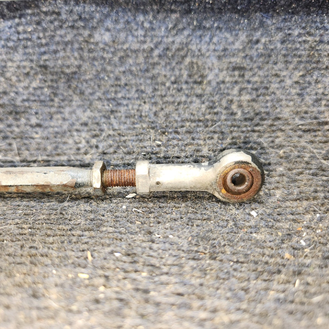 Used aircraft parts for sale, 62764-000 piper PA-28-181 Flap Tube Rod Assembly
